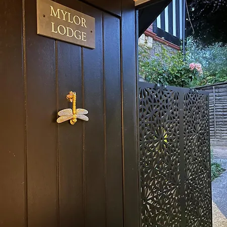 Lägenhet Cosy Boutique Retreat, Courtyard & Free Parking Bristol