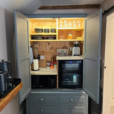 Cosy Boutique Retreat, Courtyard & Free Parking * Bristol